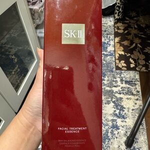 Authentic SK-II Facial Treatment Essence 330 ml- Red